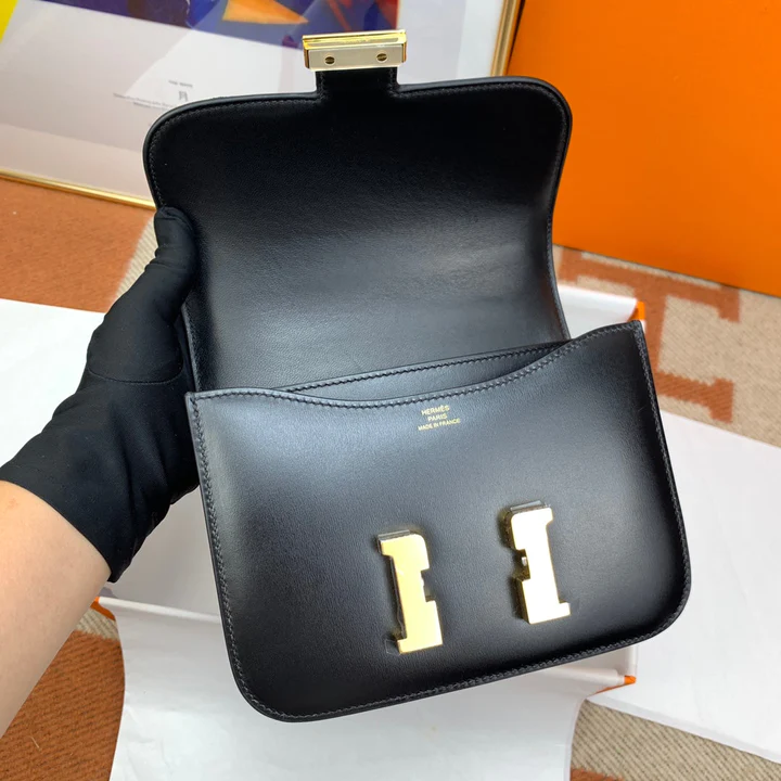 HERMES Constance Bag 19cm  black