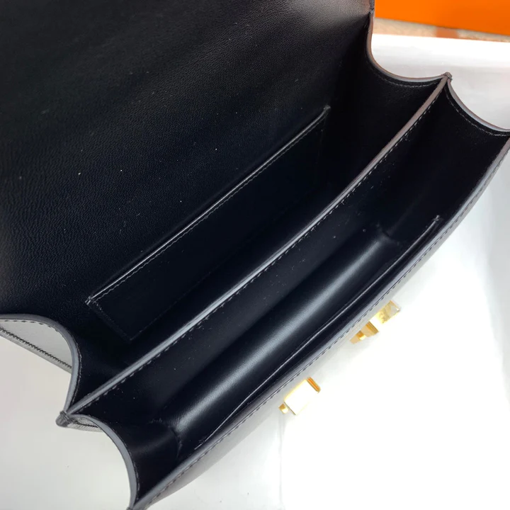 HERMES Constance Bag 19cm  black
