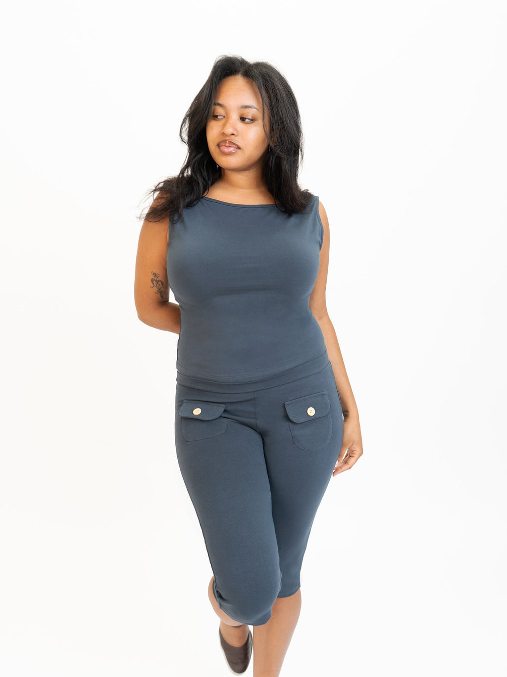 Button Capris