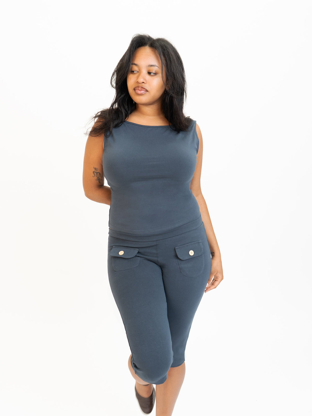 Button Capris