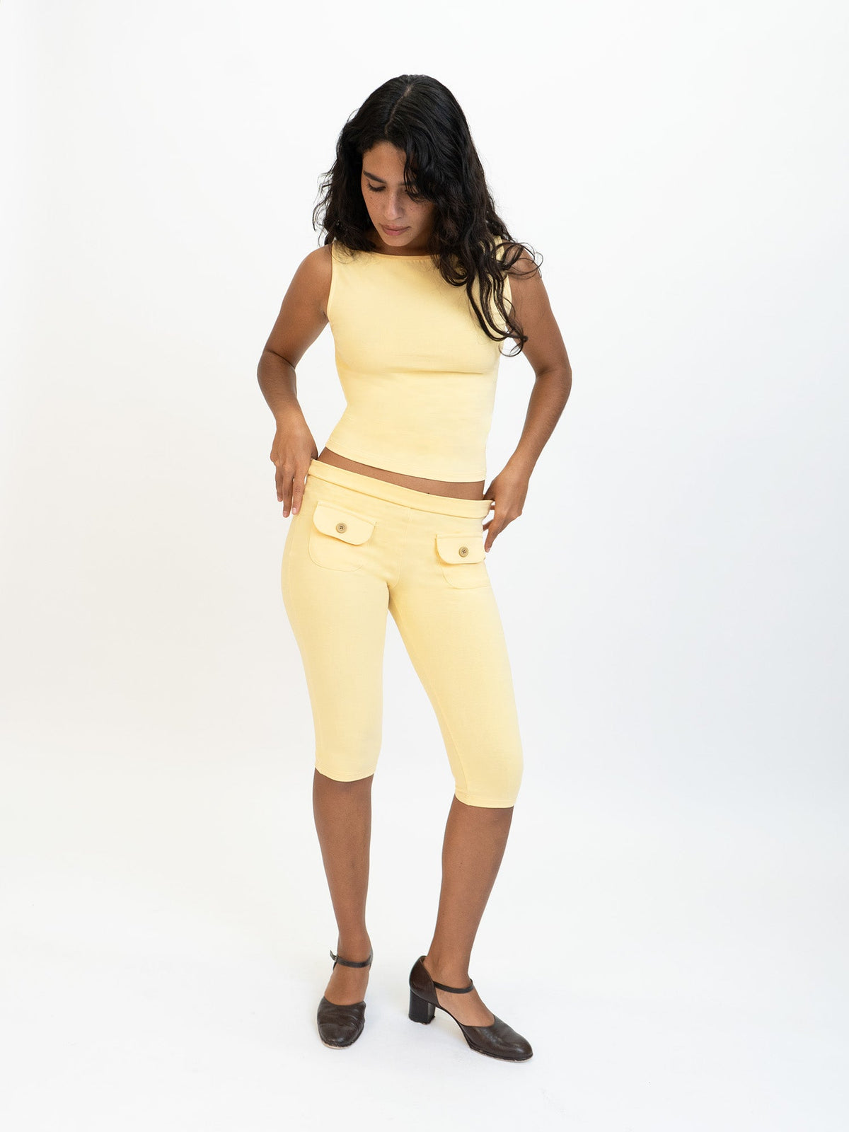 Button Capris