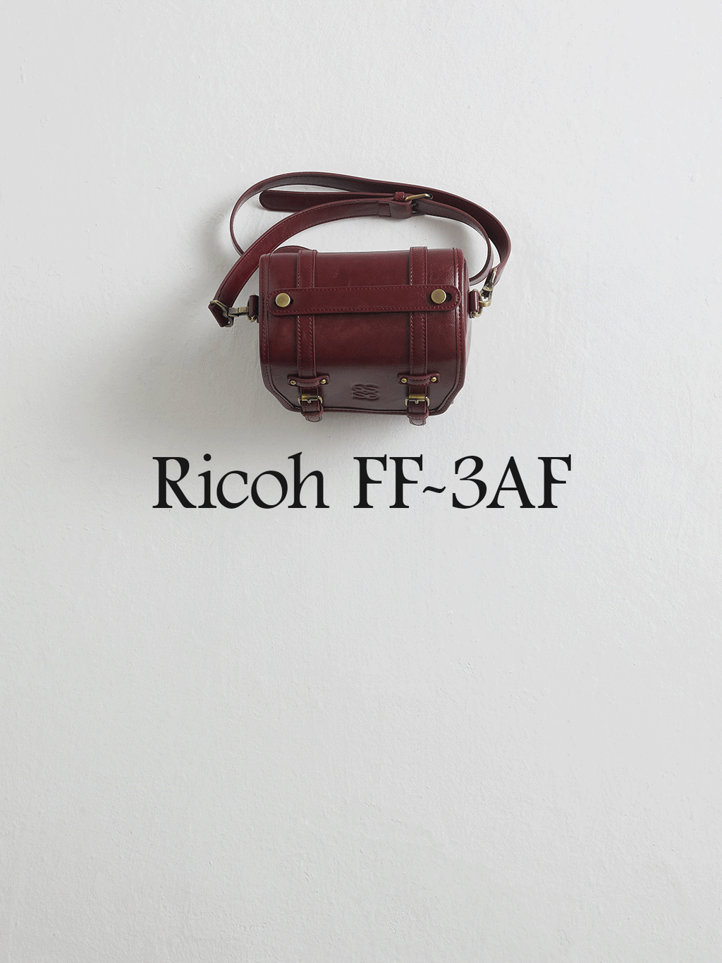 Clara Vintage Shoulder Camera Bag